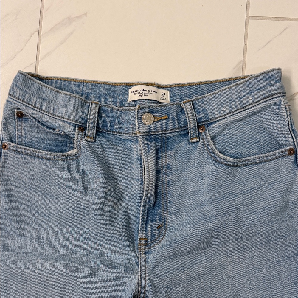 Abercrombie & Fitch 90’s Relaxed Women’s Jeans 29S - Picture 3 of 4